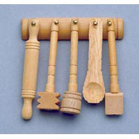 Darice Miniatures - Wood Kitchen Utensil Set