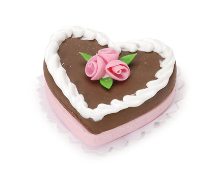 Darice Everyday Minis - Chocolate Heart Cake