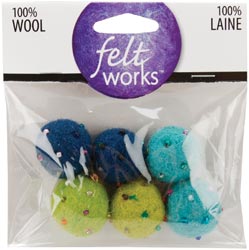Dimensions Feltworks Wool Cool Sparkly Balls