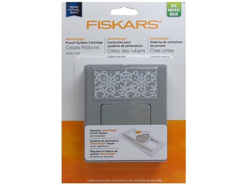 Fiskars Punch AdvantEdge Border - Winter Frost