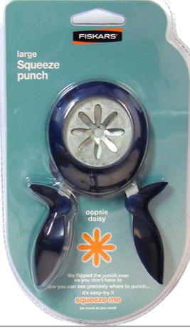 Fiskars Squeeze Punch - Oopsie Daisy