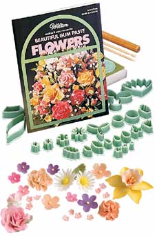 Wilton Floral Collection Flower Making Set